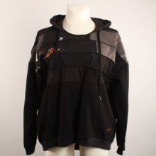 Cooler Oversize Upcycling Hoodie aus Second Hand Merchandise