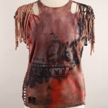 tshirt_fransen_3 Sexy, Upcycling T-Shirt aus Second-Hand Merchandise der Band Nirvana. Mit sexy Cut&Knit Technik eingeschnitten. Passform leger