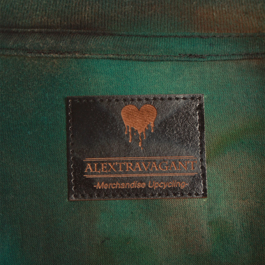 tshirt_schildkröte_rage_6 Upcycling T-Shirt aus Second Hand Merchandise mit Schildkröten Stempeldruck von Künstlerin Maren Daniels