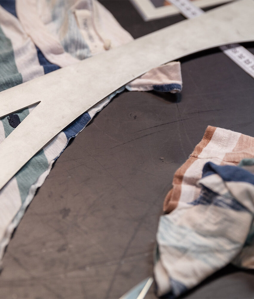 Slow Fashion Workshop für Upcycling von Hand/Maschine; einfache Änderungen von Hand/Maschine