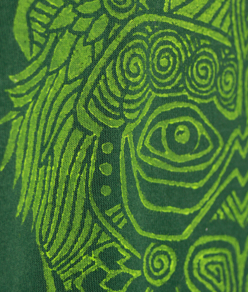 Upcycling T-Shirt aus Second Hand Merchandise mit Gorilla Stempeldruck von Künstlerin Maren Daniels