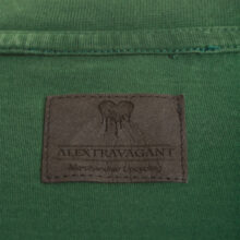 Alextravagant_T-Shirt-Gorilla-hellgruen-gruen_6 Upcycling T-Shirt aus Second Hand Merchandise mit Gorilla Stempeldruck von Künstlerin Maren Daniels