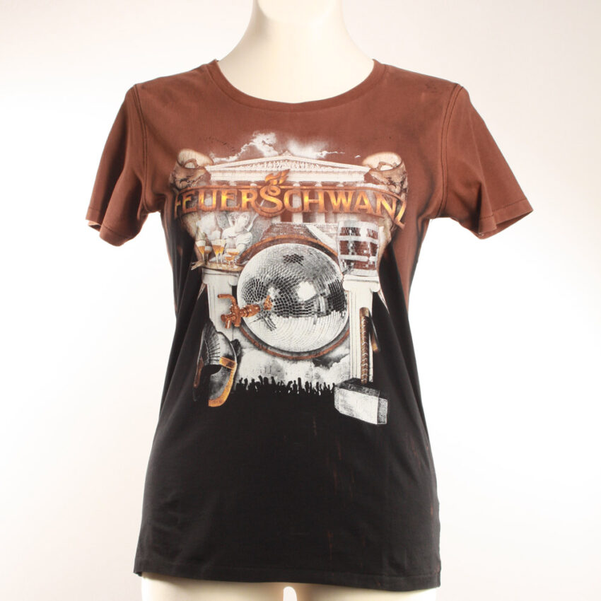 Alextravagant_T-Shirt-Katze-Meow-maronenbraun-gold-schwarz_9 Upcycling T-Shirt aus Second Hand Merchandise mit Katzen Stempeldruck von Künstlerin Maren Daniels