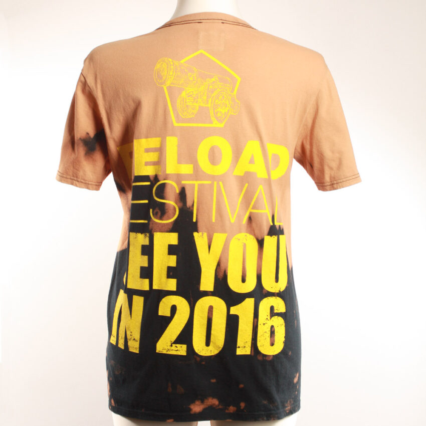 Alextravagant_T-Shirt-Katze-nude-schwarz_2 Upcycling T-Shirt aus Second Hand Merchandise mit Katzen Stempeldruck von Künstlerin Maren Daniels