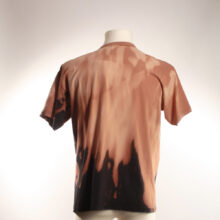 Alextravagant_T-Shirt-Native-nude-braun-schwarz(1)_2 Upcycling T-Shirt aus Second Hand Merchandise mit Native Stempeldruck von Künstlerin Maren Daniels