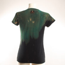 Upcycling T-Shirt aus Second Hand Merchandise mit Schildkröte Stempeldruck von Künstlerin Maren Daniels