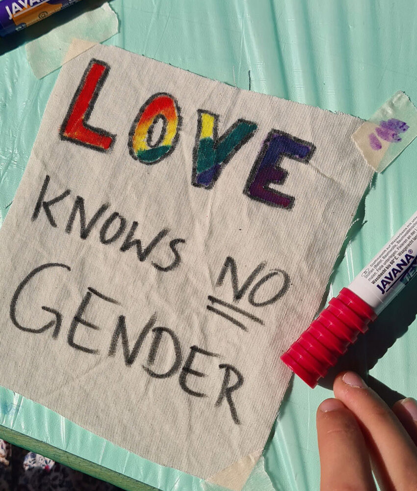 GIRL POWER Upcycling – Statement Patches Workshop