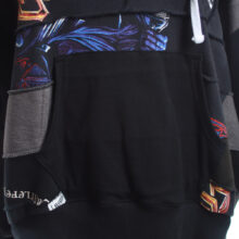 Cooler Oversize Upcycling Hoodie aus Second Hand Merchandise