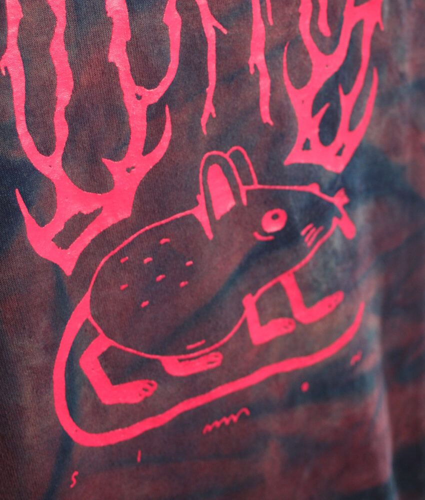 Upcycling T-Shirt aus Second Hand Merchandise mit Motiv "Metal Maus" von Künstler Simon Schirmer (Simmmon)