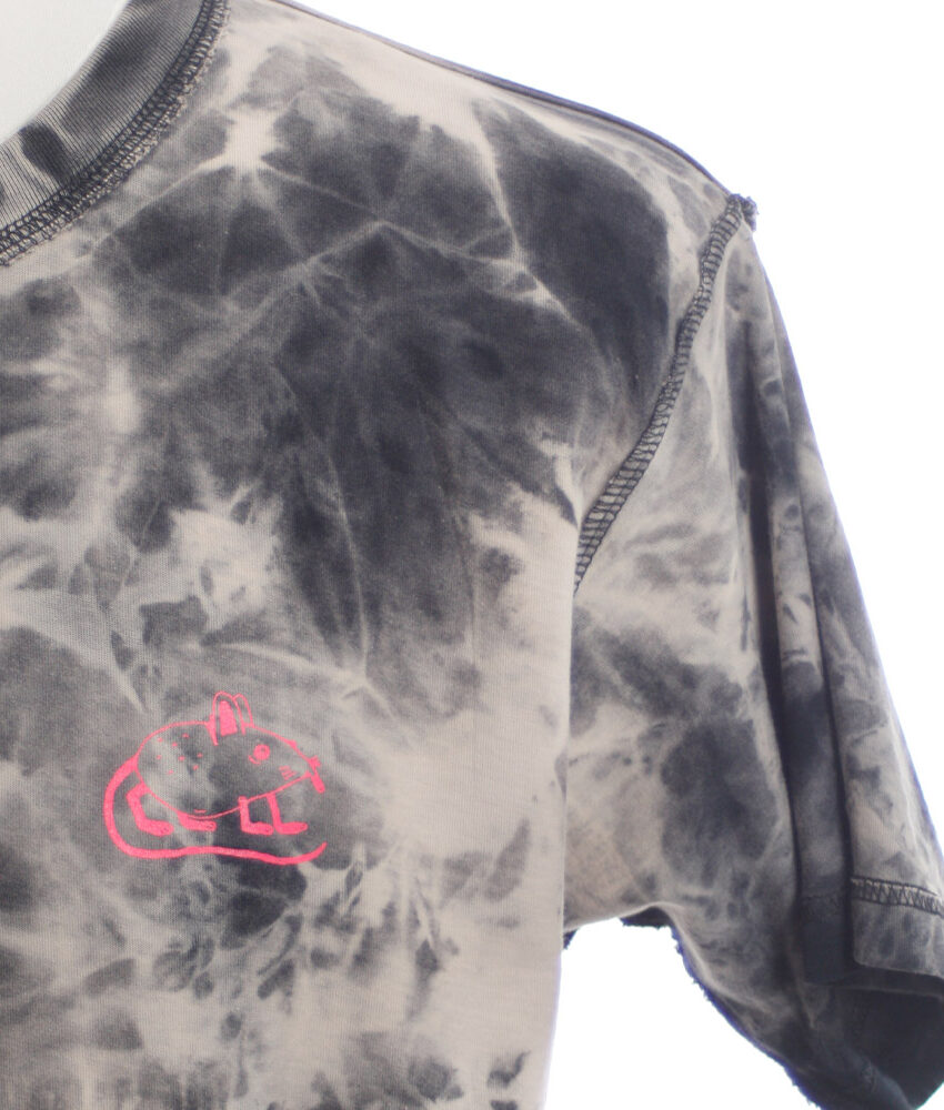 Upcycling T-Shirt aus Second Hand Merchandise mit Motiv "Metal Maus" von Künstler Simon Schirmer (Simmmon)