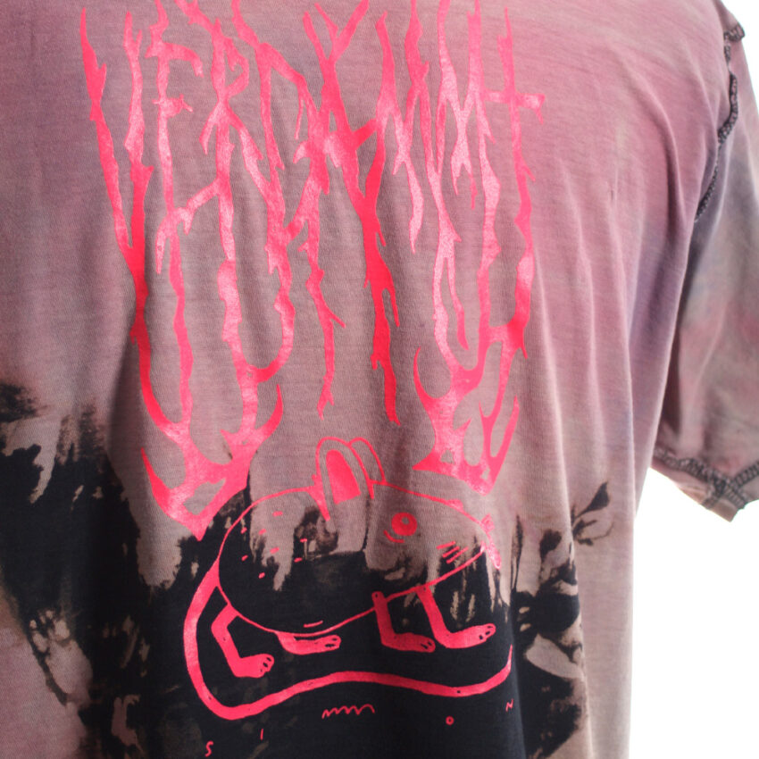 Alextravagant_T-Shirt-Metal-Maus-Simmmon_rosa-schwarz-neonpink-(XL)_6 Upcycling T-Shirt aus Second Hand Merchandise mit Motiv "Metal Maus" von Künstler Simon Schirmer (Simmmon)