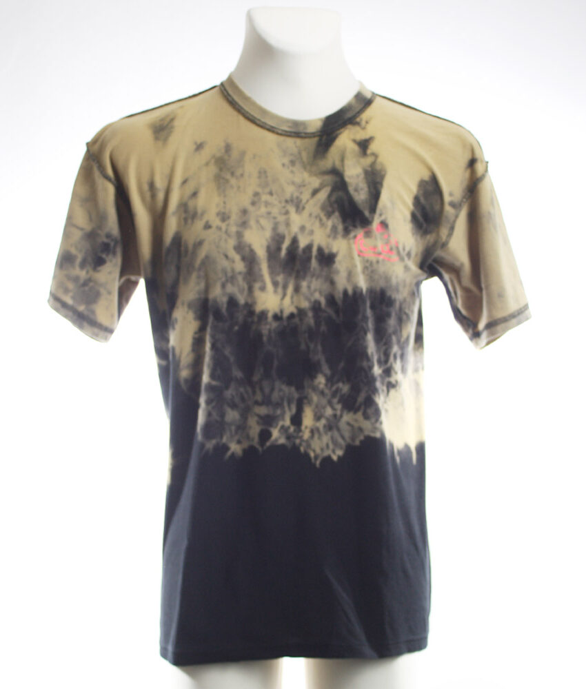 Upcycling T-Shirt aus Second Hand Merchandise mit Motiv "Metal Maus" von Künstler Simon Schirmer (Simmmon)