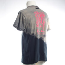 Alextravagant_T-Shirt-Metal-Maus-Simmmon_steingrau-schwarz-neonpink-(L)_3 Upcycling T-Shirt aus Second Hand Merchandise mit Motiv "Metal Maus" von Künstler Simon Schirmer (Simmmon)