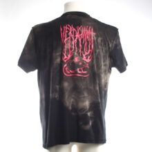 Alextravagant_T-Shirt-Metal-Maus-Simmmon_steingrau-schwarz-neonpink-(XL)_3 Upcycling T-Shirt aus Second Hand Merchandise mit Motiv "Metal Maus" von Künstler Simon Schirmer (Simmmon)