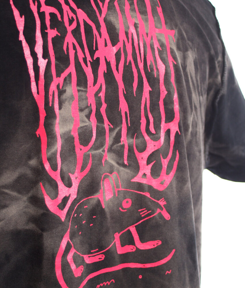 Upcycling T-Shirt aus Second Hand Merchandise mit Motiv "Metal Maus" von Künstler Simon Schirmer (Simmmon)