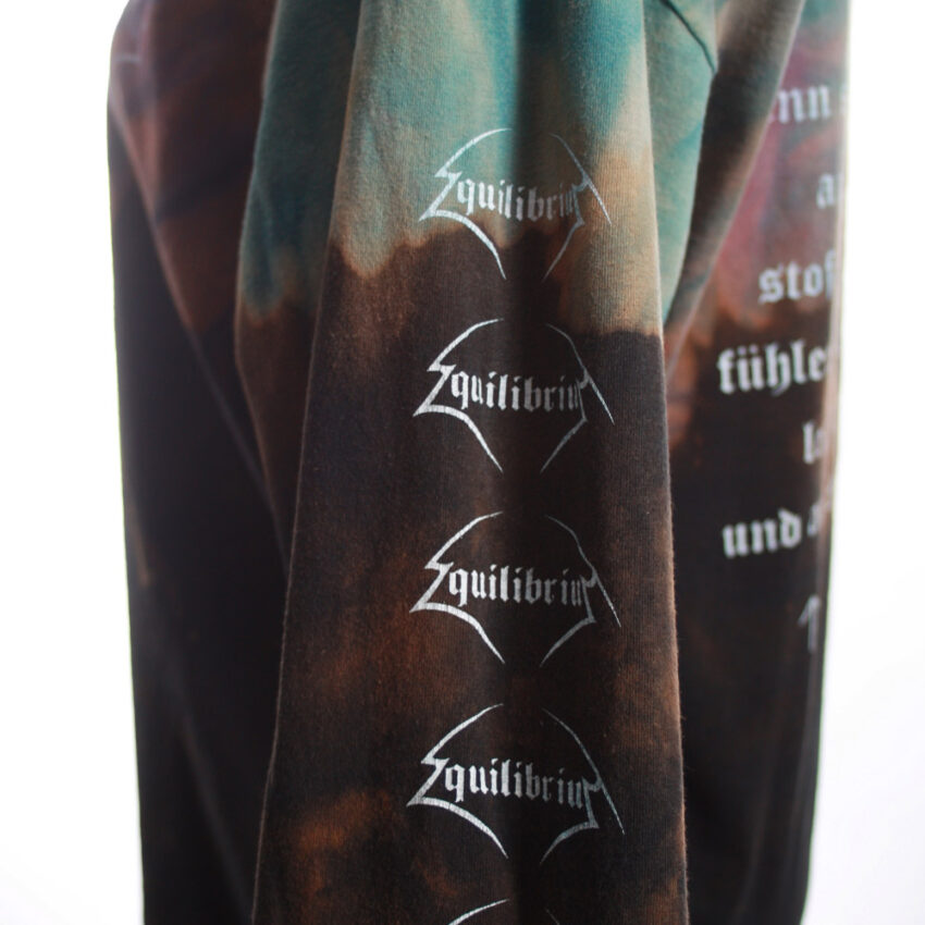 Upcycling Longsleeve aus Second Hand Merchandise mit Motiv "Nimm mich mit" von Künstler und Illustrator Simon Schirmer (Simmmon)