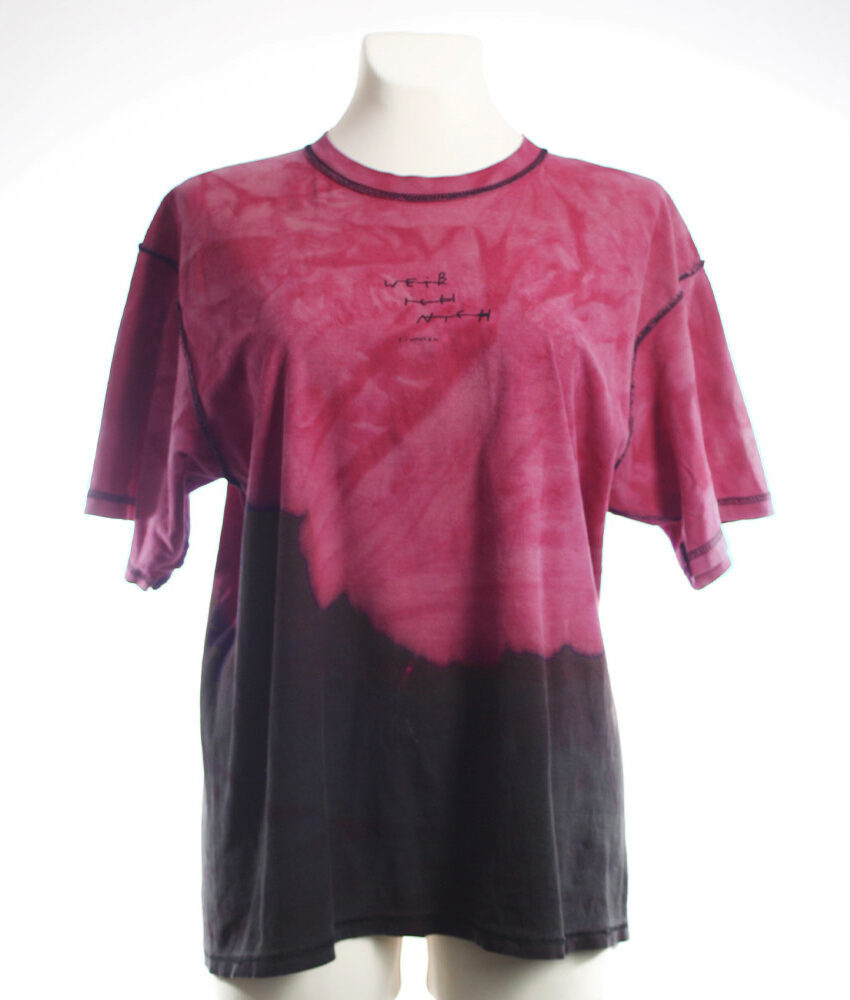 Upcycling T-Shirt aus Second Hand Merchandise mit Motiv "Weiß ich nich" von Künstler und Illustrator Simon Schirmer (Simmmon)