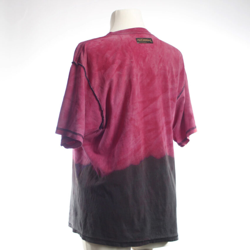 Upcycling T-Shirt aus Second Hand Merchandise mit Motiv "Weiß ich nich" von Künstler und Illustrator Simon Schirmer (Simmmon)