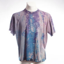 Upcycling T-Shirt aus Second Hand Merchandise mit Motiv "Weiß ich nich" von Künstler und Illustrator Simon Schirmer (Simmmon)