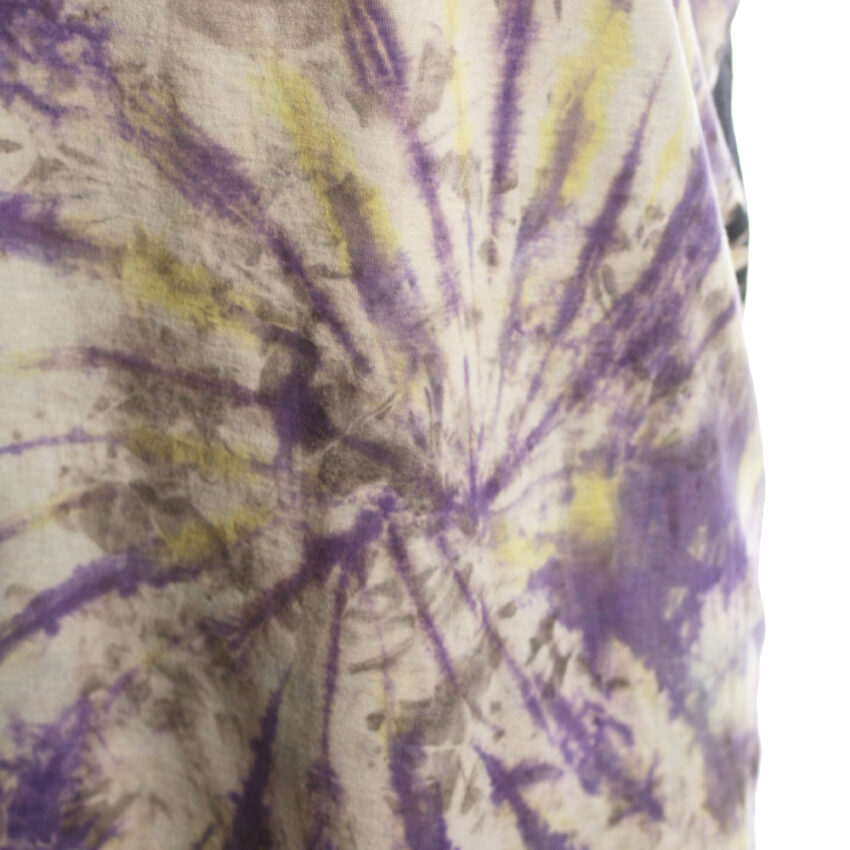 Upcycling T-Shirt aus Second Hand Merchandise mit Motiv "Weiß ich nich" von Künstler und Illustrator Simon Schirmer (Simmmon)