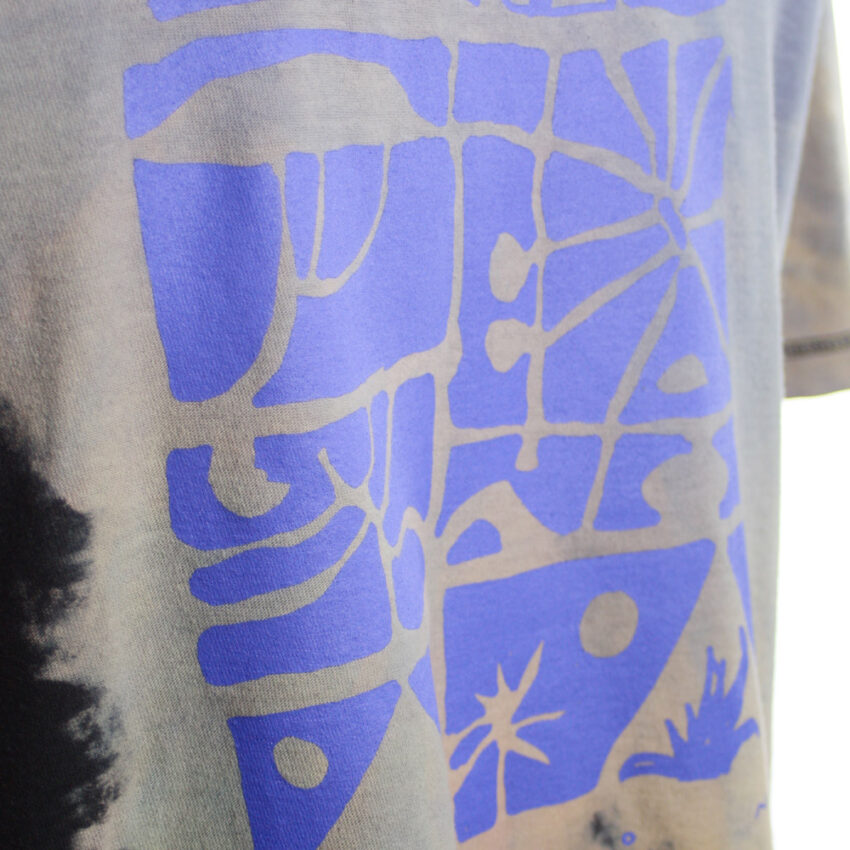 Upcycling T-Shirt aus Second Hand Merchandise mit Motiv "Nimm mich mit" von Künstler und Illustrator Simon Schirmer