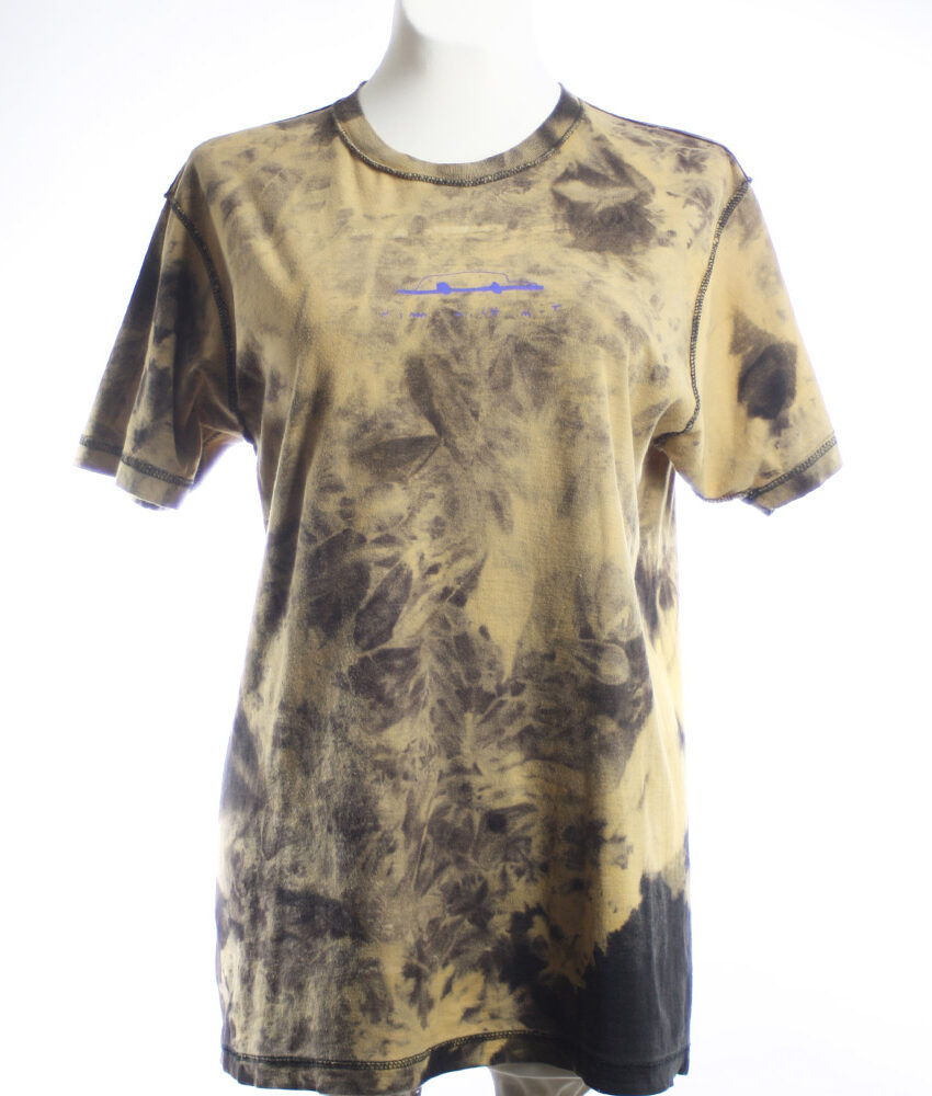 Upcycling T-Shirt aus Second Hand Merchandise mit Motiv "Nimm mich mit" von Künstler und Illustrator Simon Schirmer