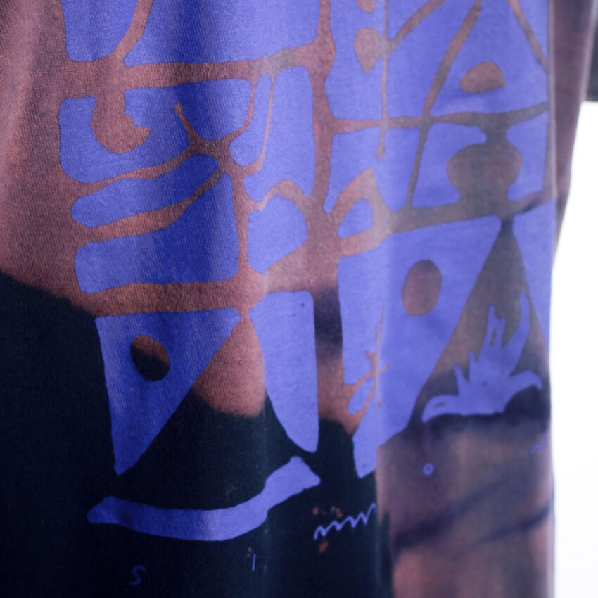 Upcycling T-Shirt aus Second Hand Merchandise mit Motiv "Nimm mich mit" von Künstler und Illustrator Simon Schirmer