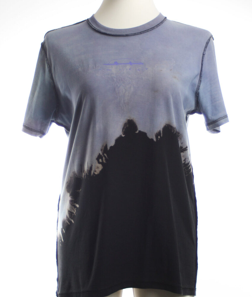 Upcycling T-Shirt aus Second Hand Merchandise mit Motiv "Nimm mich mit" von Künstler und Illustrator Simon Schirmer (Simmmon)