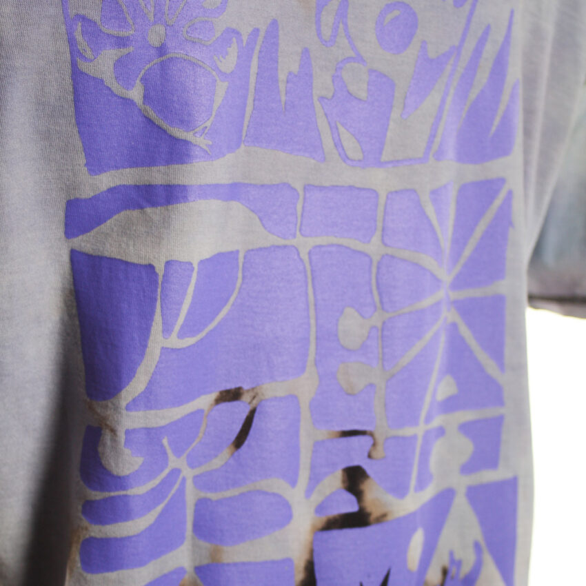 Upcycling T-Shirt aus Second Hand Merchandise mit Motiv "Nimm mich mit" von Künstler und Illustrator Simon Schirmer (Simmmon)