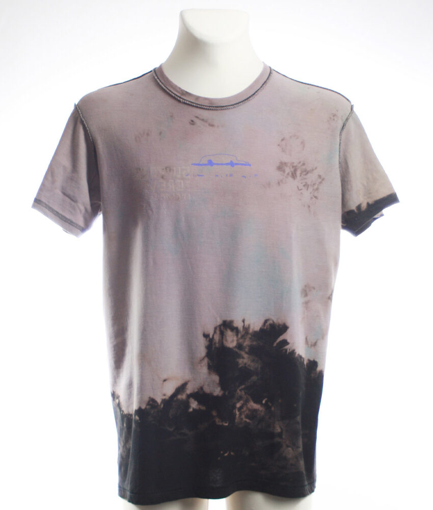 Upcycling T-Shirt aus Second Hand Merchandise mit Motiv "Nimm mich mit" von Künstler und Illustrator Simon Schirmer