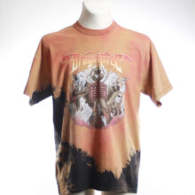 Alextravagant_T-Shirt-Nimm-mich-mit_peach-orange_schwarz-(XL)_1-1 Upcycling T-Shirt aus Second Hand Merchandise mit Motiv "Nimm mich mit" von Künstler und Illustrator Simon Schirmer