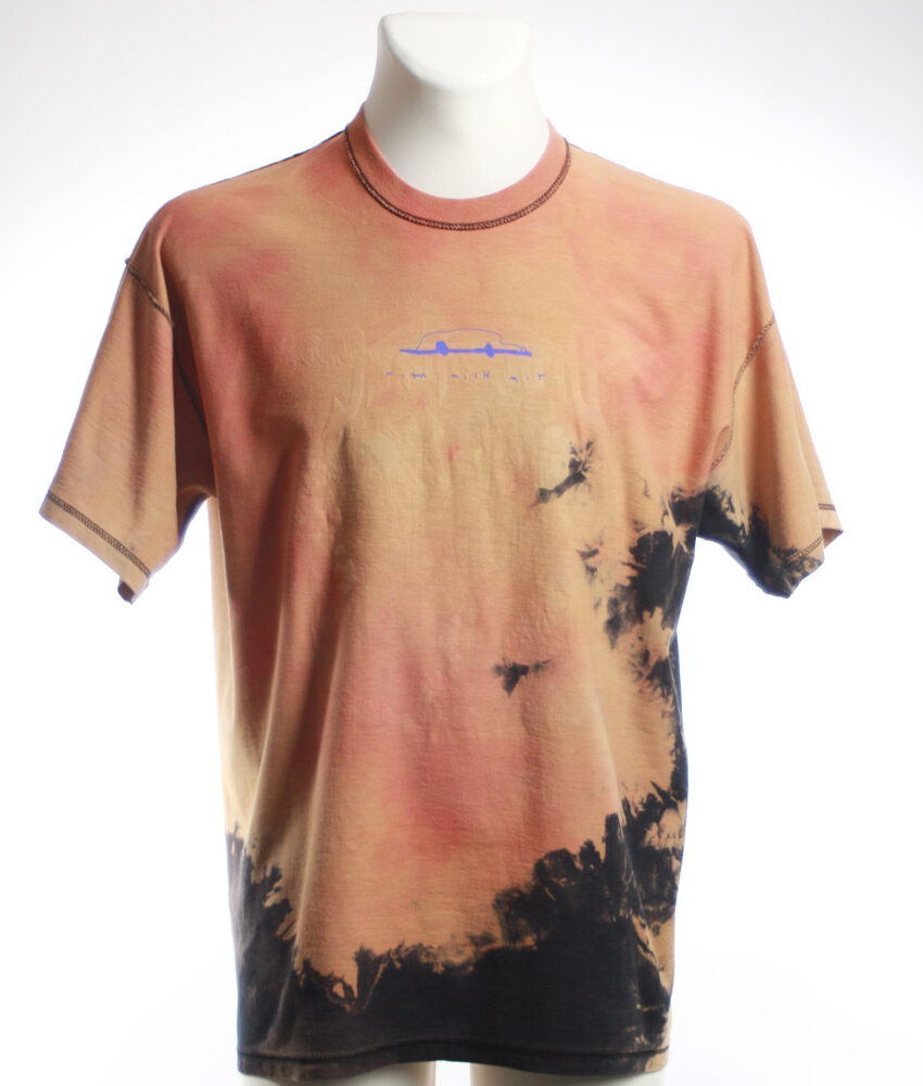 Upcycling T-Shirt aus Second Hand Merchandise mit Motiv "Nimm mich mit" von Künstler und Illustrator Simon Schirmer