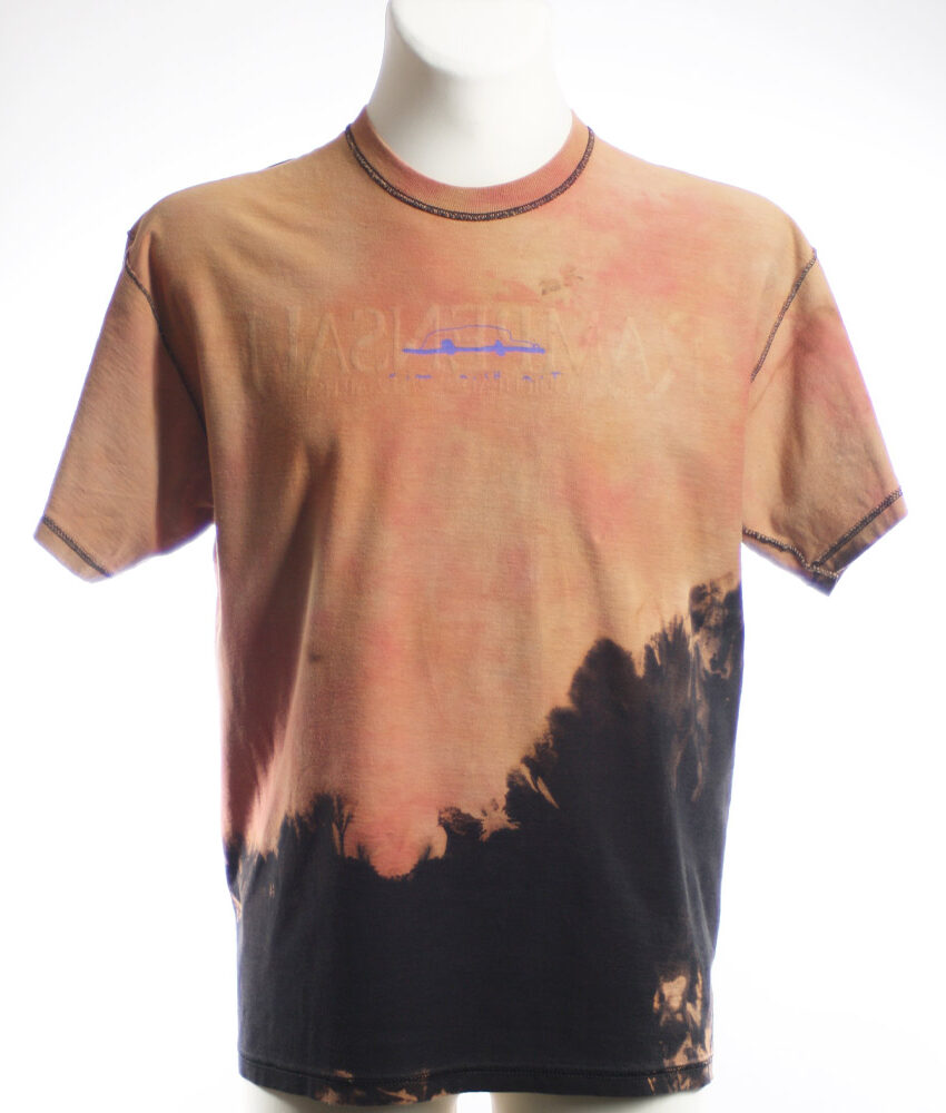 Upcycling T-Shirt aus Second Hand Merchandise mit Motiv "Nimm mich mit" von Künstler und Illustrator Simon Schirmer
