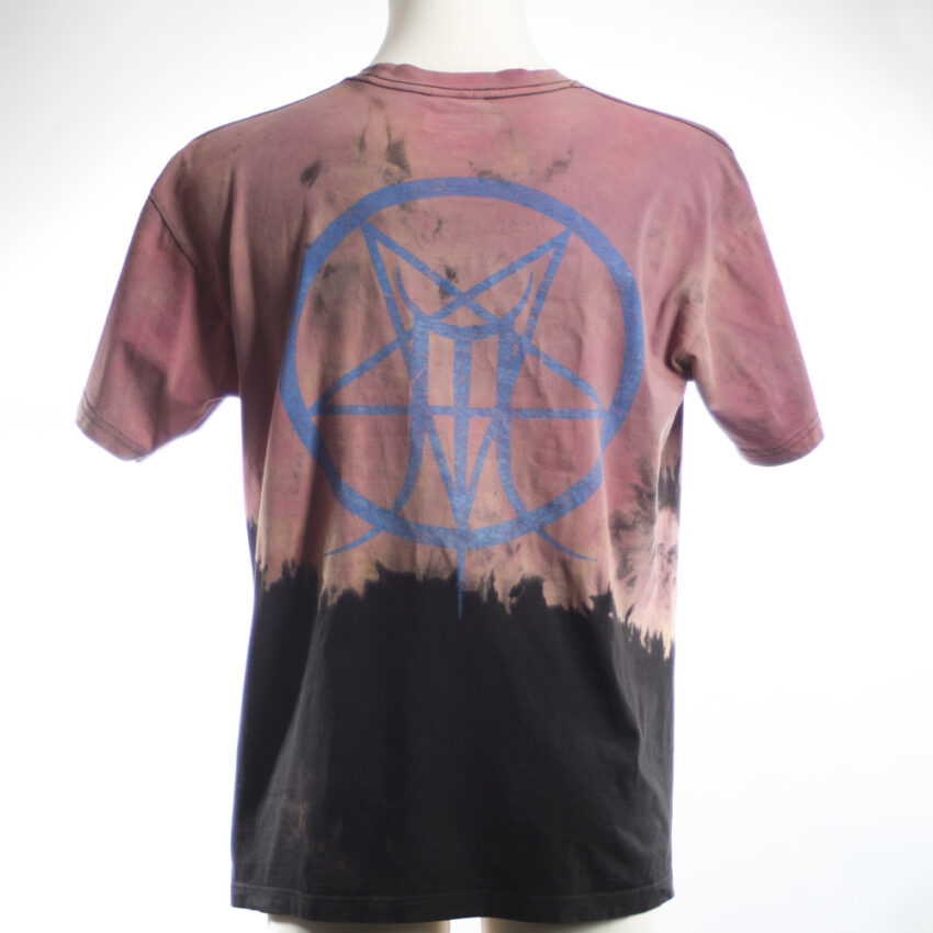 Upcycling T-Shirt aus Second Hand Merchandise mit Motiv "Nimm mich mit" von Künstler und Illustrator Simon Schirmer