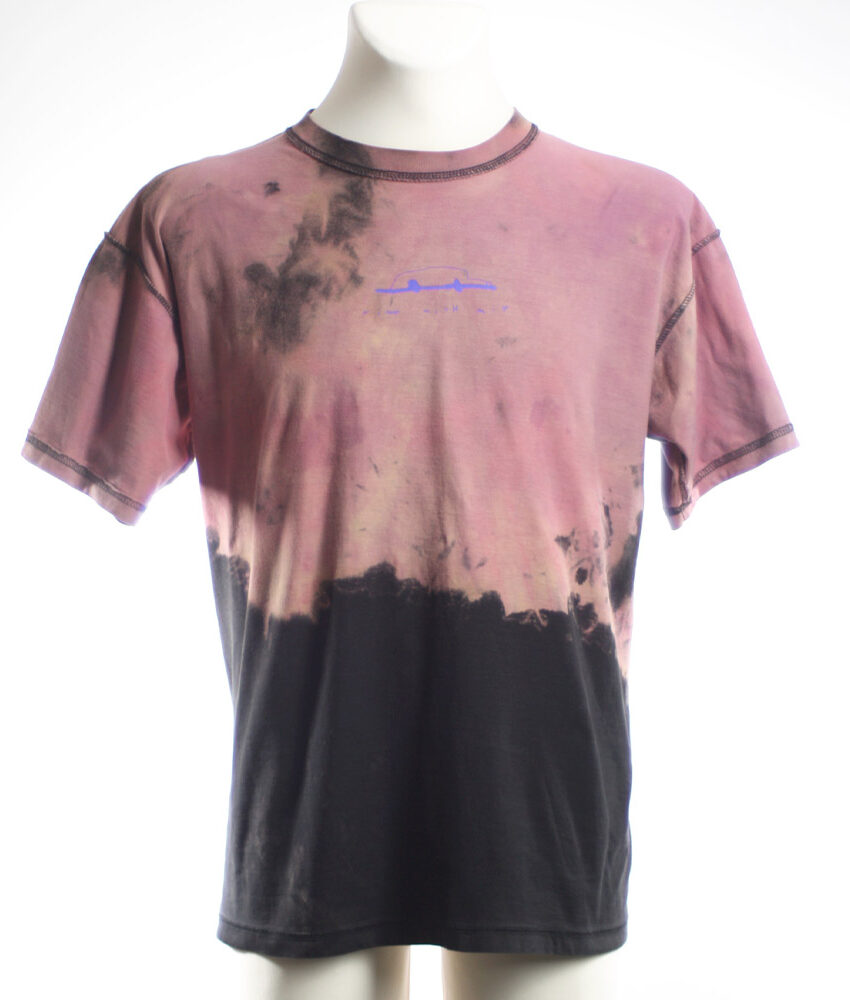 Upcycling T-Shirt aus Second Hand Merchandise mit Motiv "Nimm mich mit" von Künstler und Illustrator Simon Schirmer