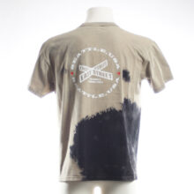 Upcycling T-Shirt aus Second Hand Merchandise mit Motiv "Nimm mich mit" von Künstler und Illustrator Simon Schirmer (Simmmon)