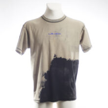 Upcycling T-Shirt aus Second Hand Merchandise mit Motiv "Nimm mich mit" von Künstler und Illustrator Simon Schirmer (Simmmon)