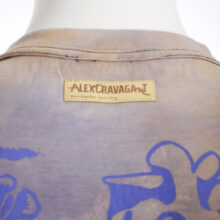 Upcycling T-Shirt aus Second Hand Merchandise mit Motiv "Nimm mich mit" von Künstler und Illustrator Simon Schirmer