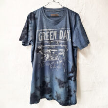 Upcycling T-Shirt aus Second Hand Merchandise mit Motiv "Ich lass das so" von Grafikerin Charleen Dröse (Rocketpennie)