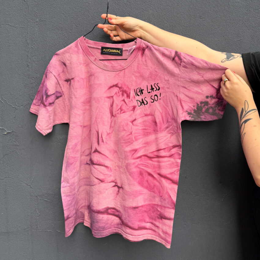 Upcycling Second Hand T-Shirt mit Motiv "Ich lass das so" von Grafikerin Charleen Dröse (Rocketpennie)